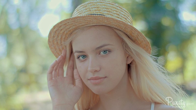 Неночка, 22 года, 5 размер груди